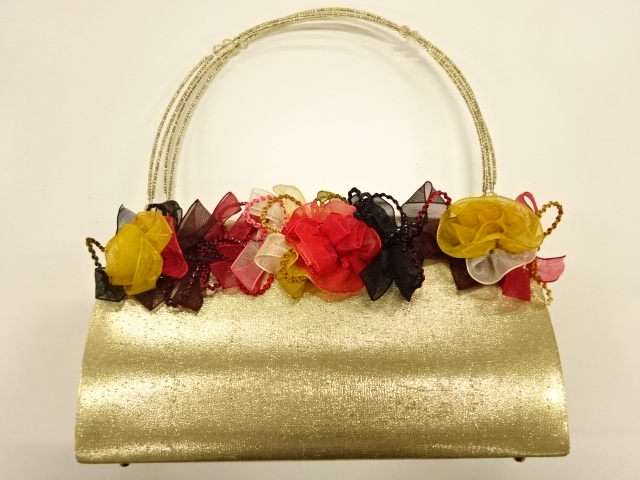 アンティーク　ビーズ花飾り付きバッグ